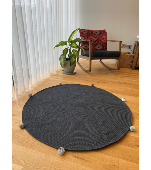 https://www.azurahomedesign.com/78945-home_default/tapis-de-jute-rond-120-x-120-cm-noir.jpg