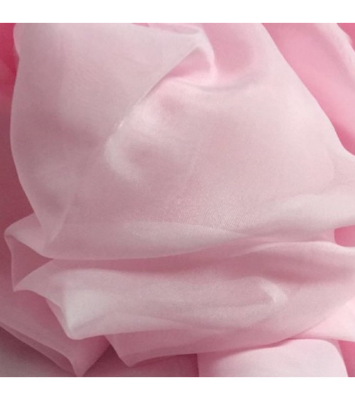 Rideau tamisant tulle rose en plusieurs dimensions