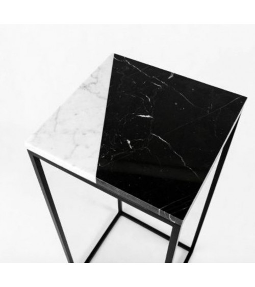 Table d'appoint en marbre noir et blanc