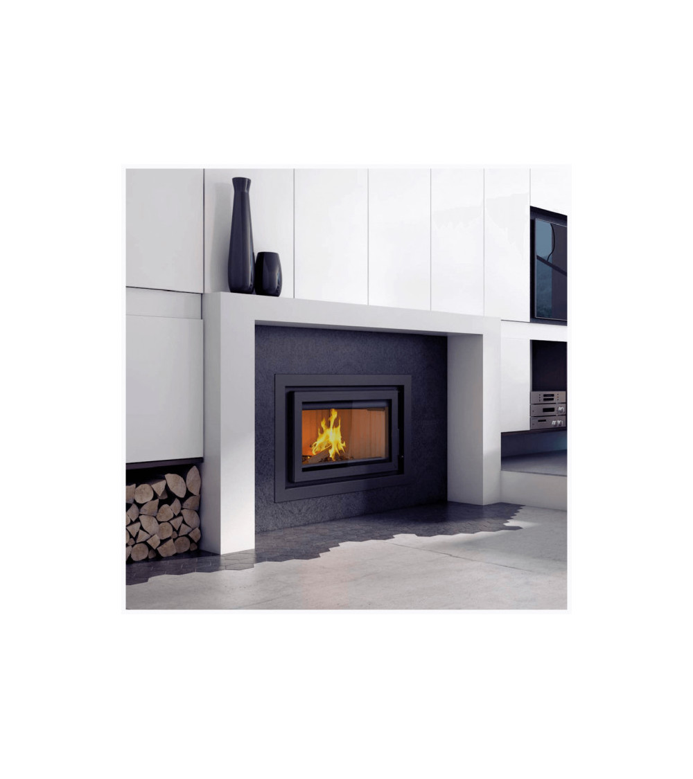 Inserire l'angolo camino Trivision 10 kw