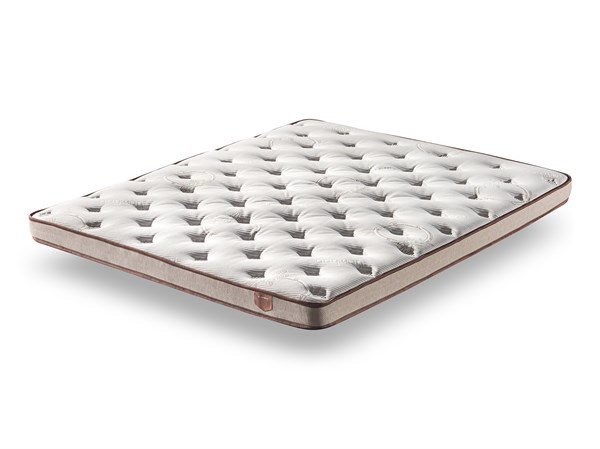 SUR MATELAS EN MOUSSE VISCOÉLASTIQUE 140 x 190 cm